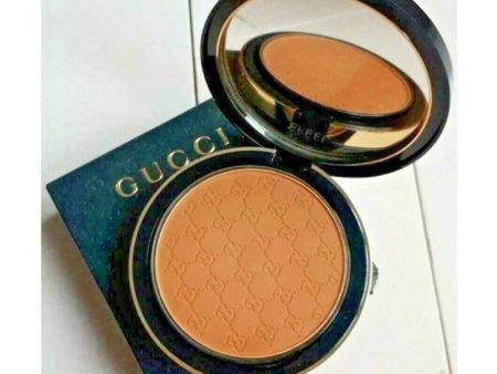 GUCCI Satin Matte Powder Foundation Size: 10.5g 0.37oz  Color: 140 Online Sale